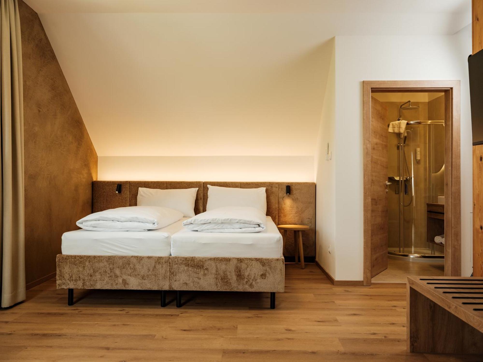 Hotel Neustifter 포이스도르프 외부 사진