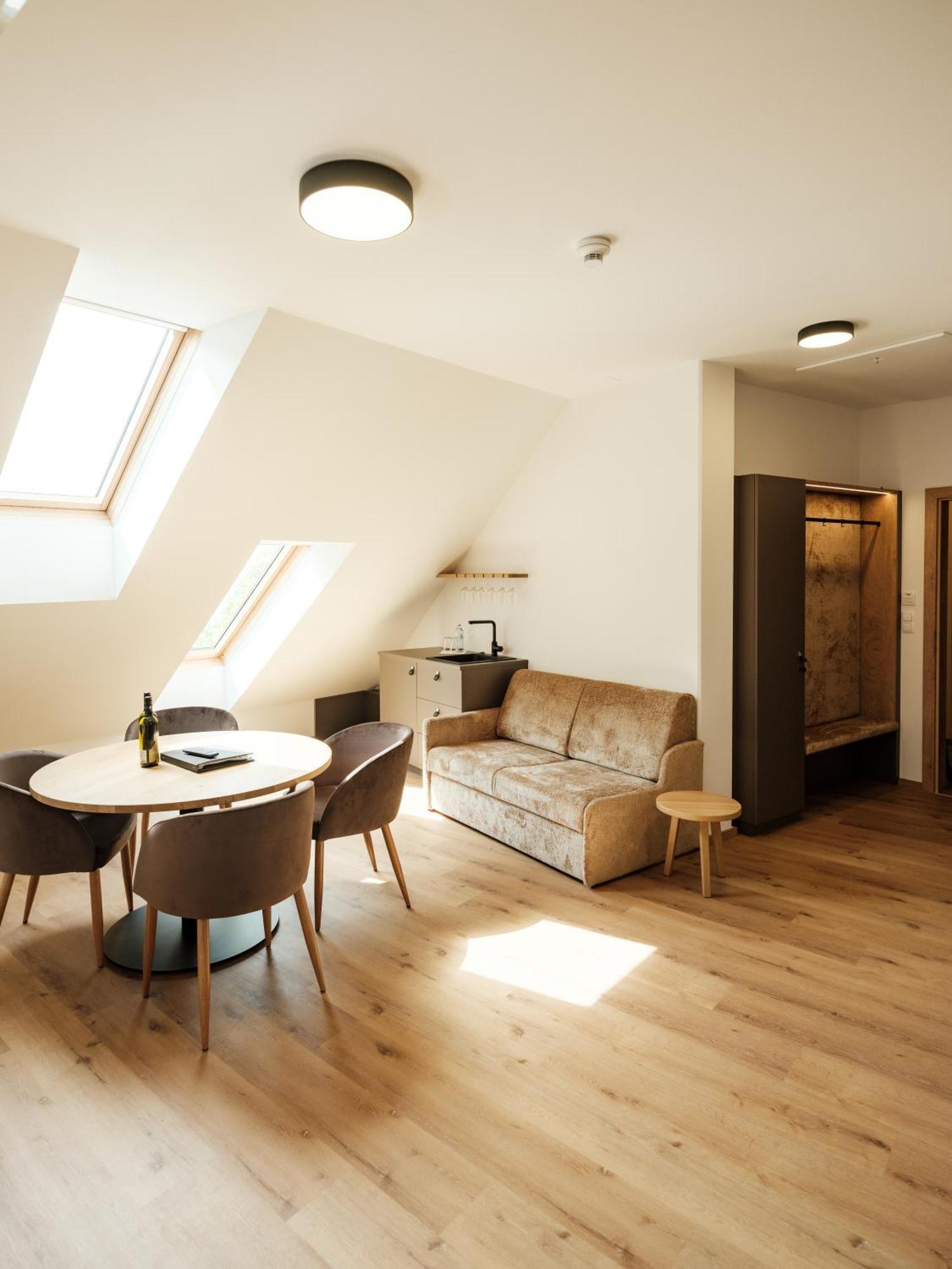 Hotel Neustifter 포이스도르프 외부 사진