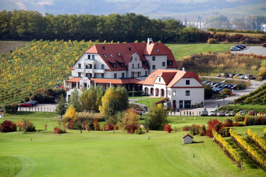 Hotel Neustifter 포이스도르프 외부 사진