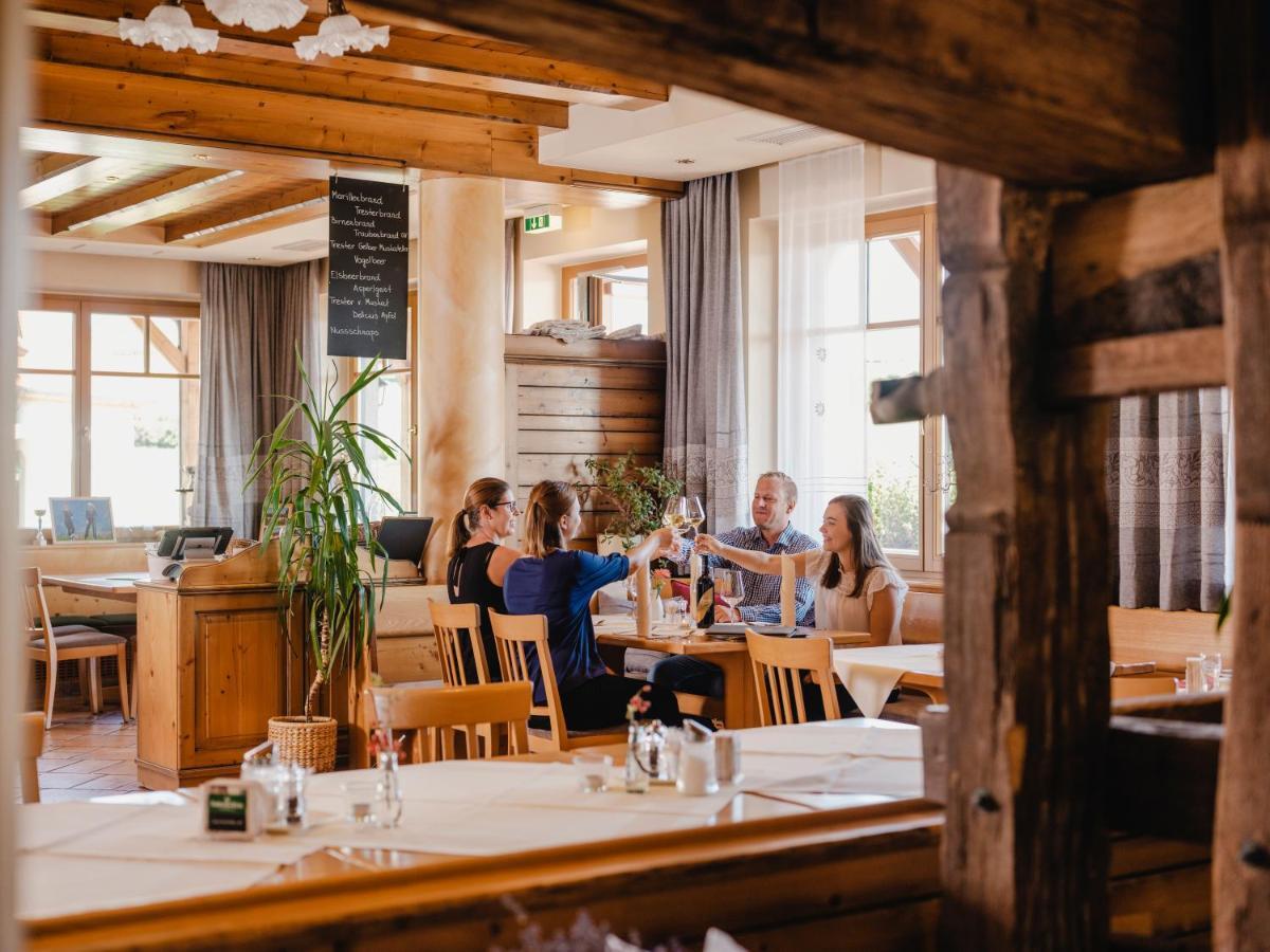 Hotel Neustifter 포이스도르프 외부 사진